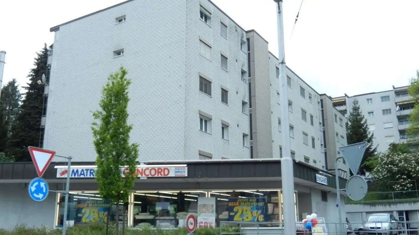Negozio in affitto - Charlottenweg 1, 8212 Neuhausen am Rheinfall