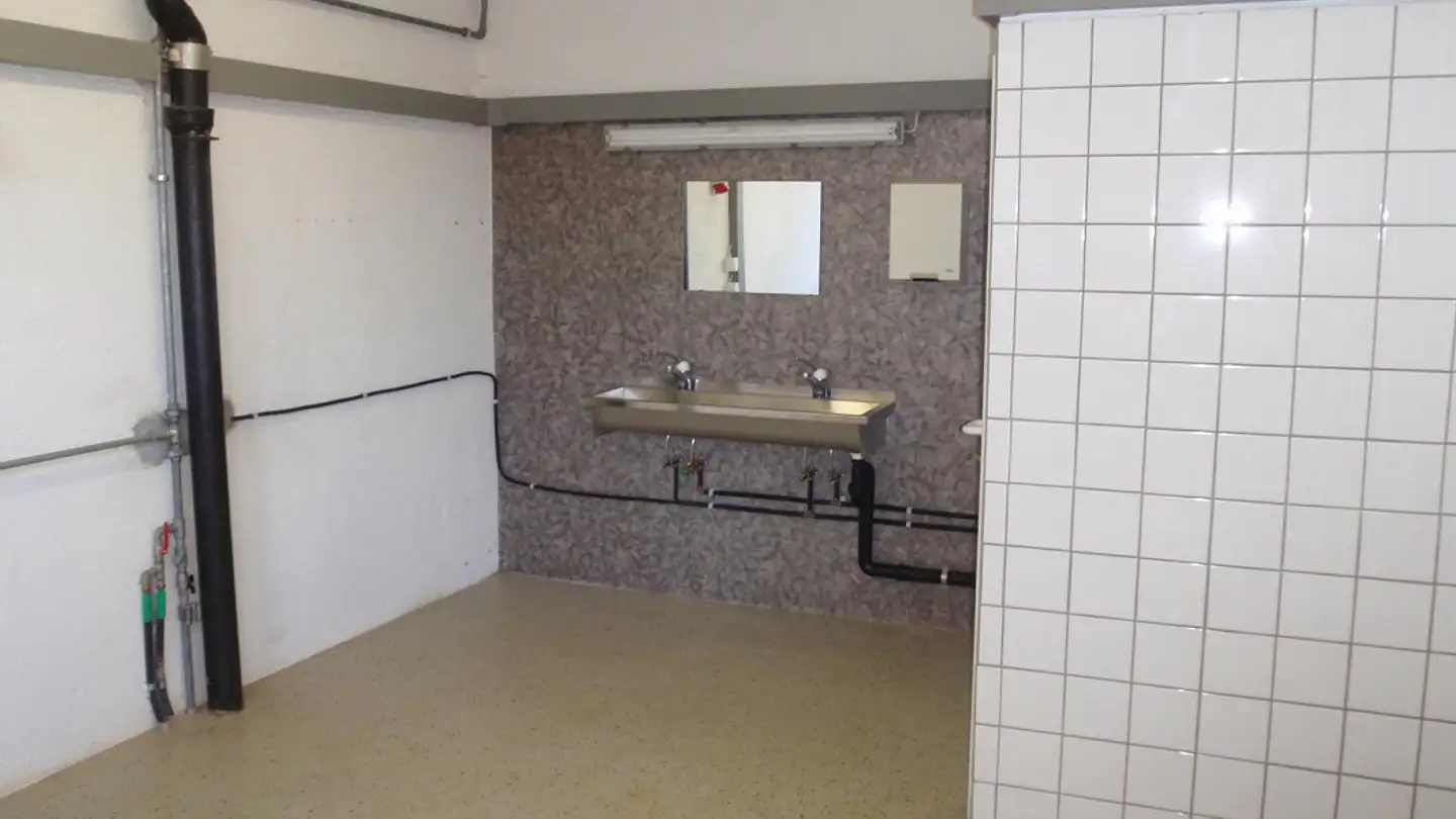 Atelier à louer - Obere Bahnhofstrasse 4, 3700 Spiez - Photo 2