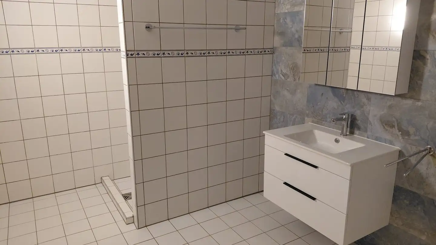 Appartement à louer - Route Du Centre 75, 1741 Cottens FR - Photo 4