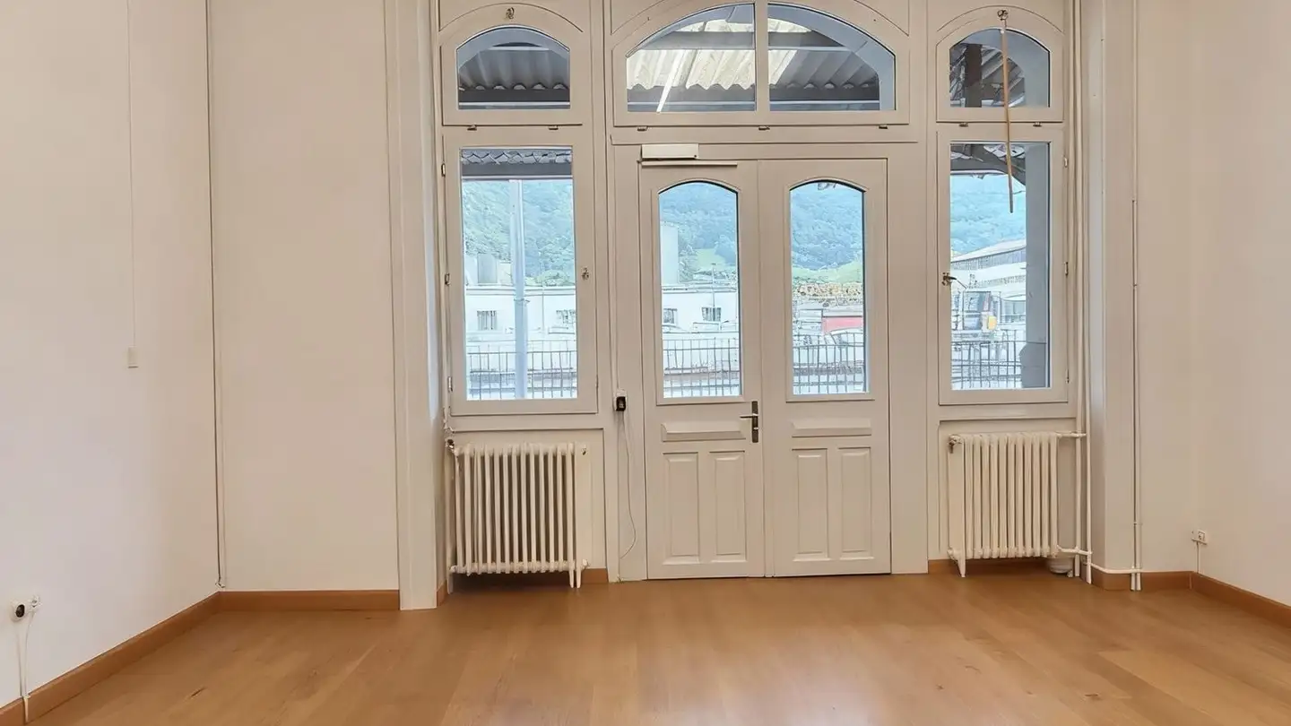 Grande magazzino in affitto - Bahnhofstrasse 34, 8752 Näfels - Foto 2