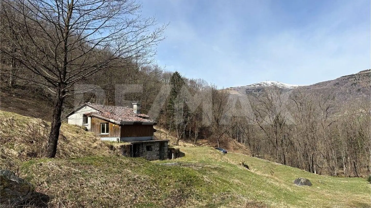 Single house for sale - 6959 Certara