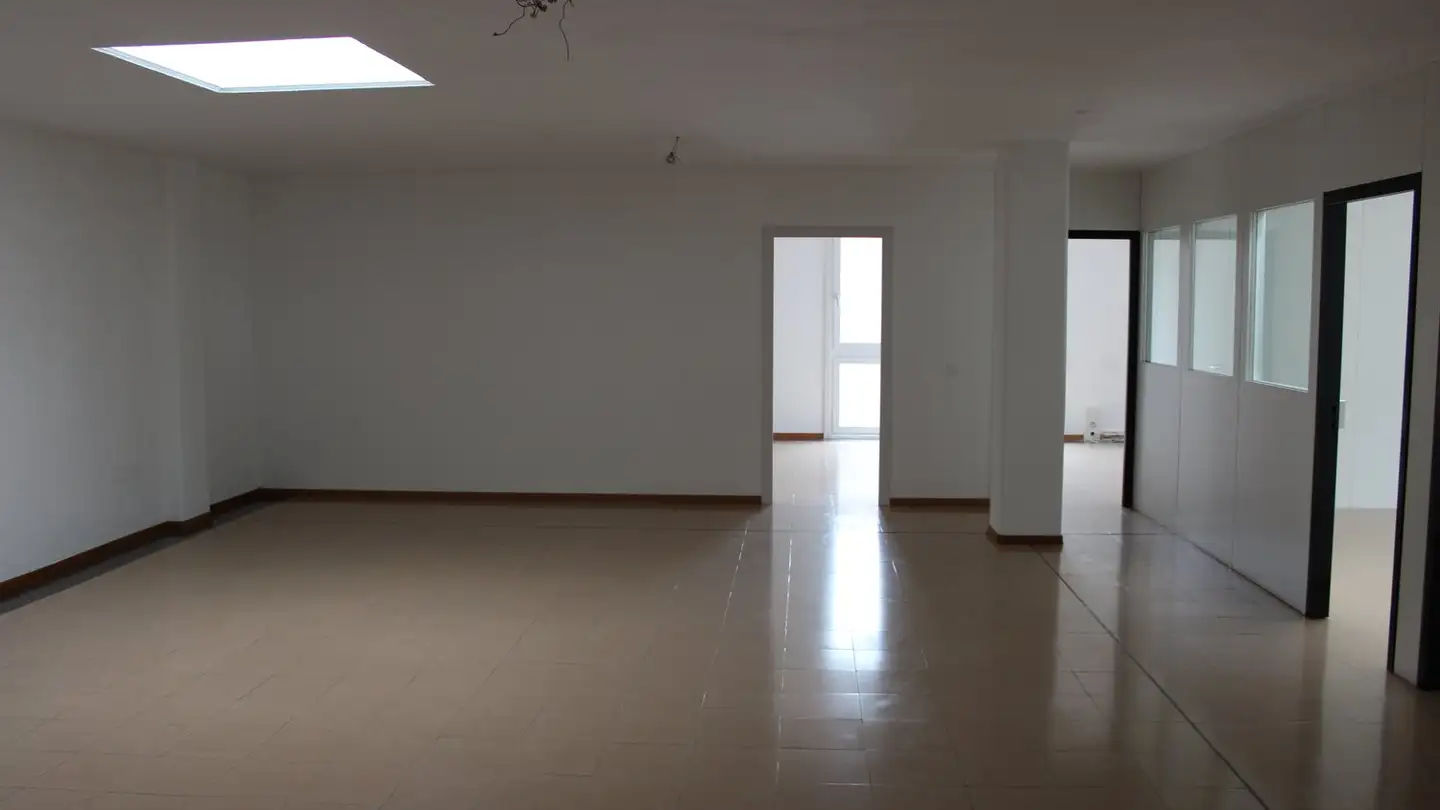 Spazio ufficio in affitto - Via Cantonale 19, 6805 Mezzovico