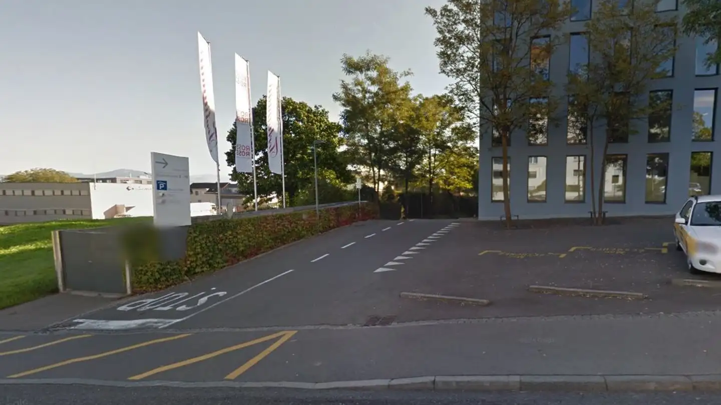 Outdoor parking space for rent - Huobstrasse, 8808 Pfäffikon SZ