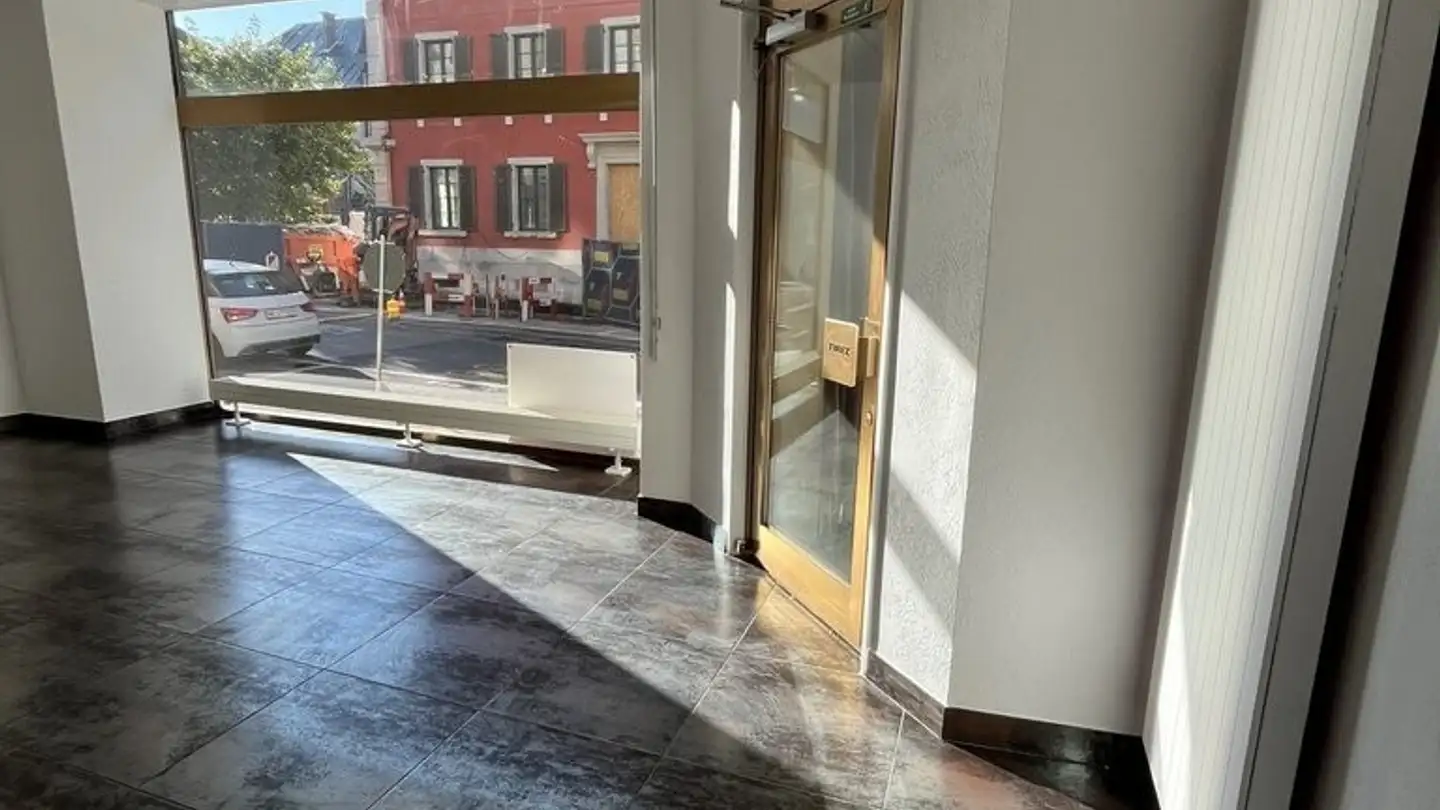 Geschäft mieten - Grande-Rue 42, 2400 Le Locle