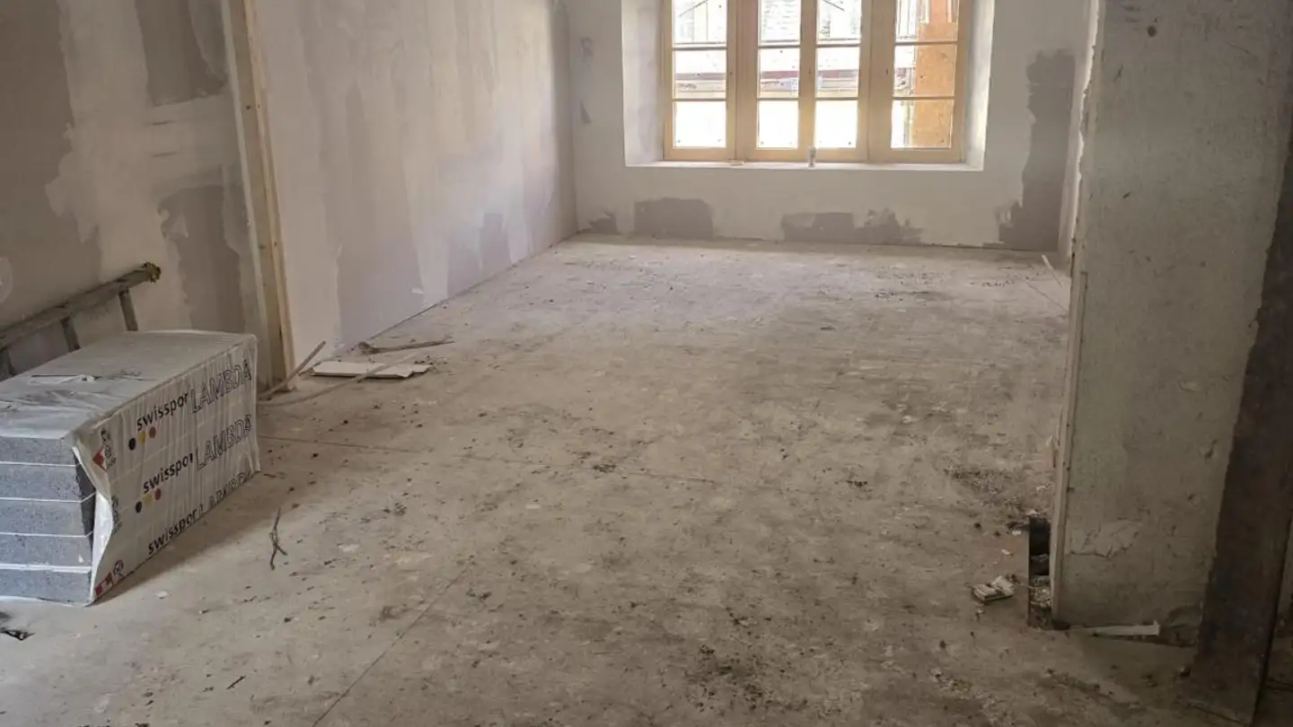 Mixed-use building for sale - 2900 Porrentruy