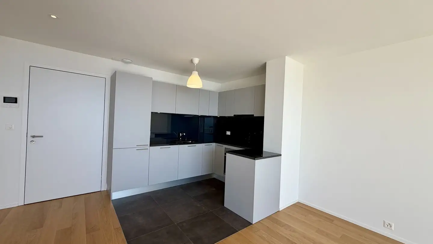 Stepped apartment for rent - Route De Belmont, 1093 La Conversion - Photo 3