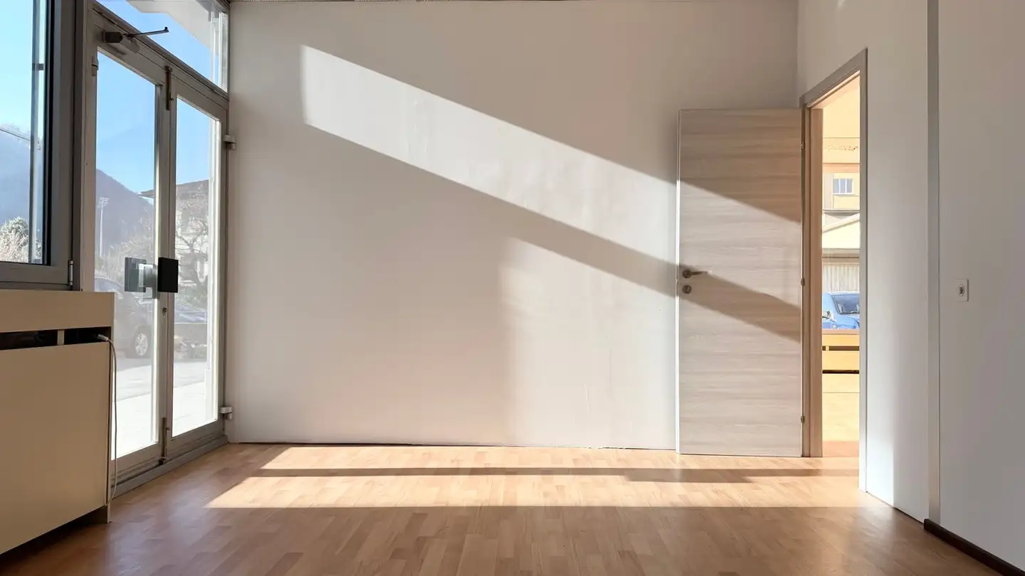 Spazio ufficio in affitto - Via Dei Canova 3, 6830 Chiasso - Foto 4