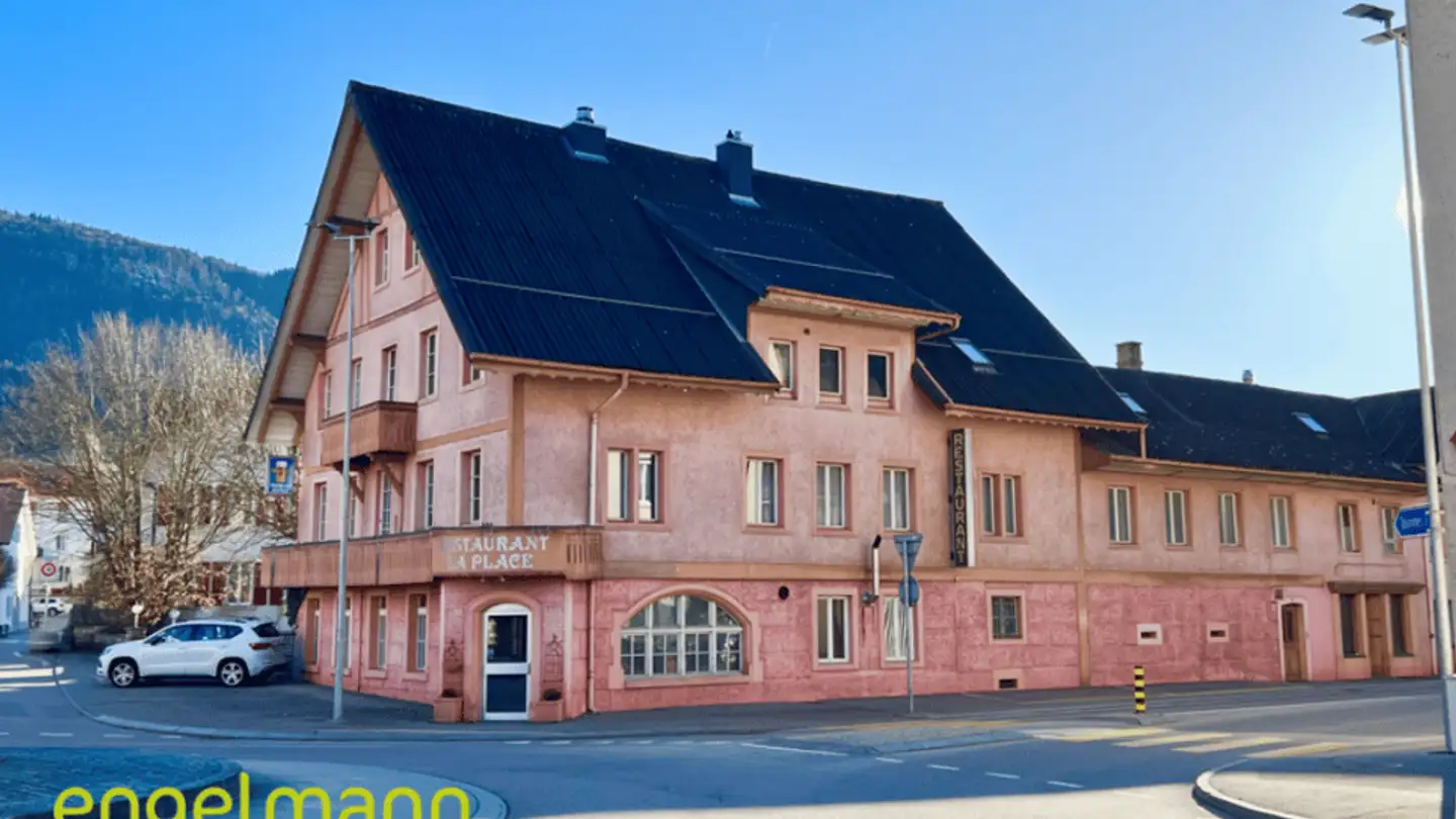 Residential building for sale - 2735 Malleray