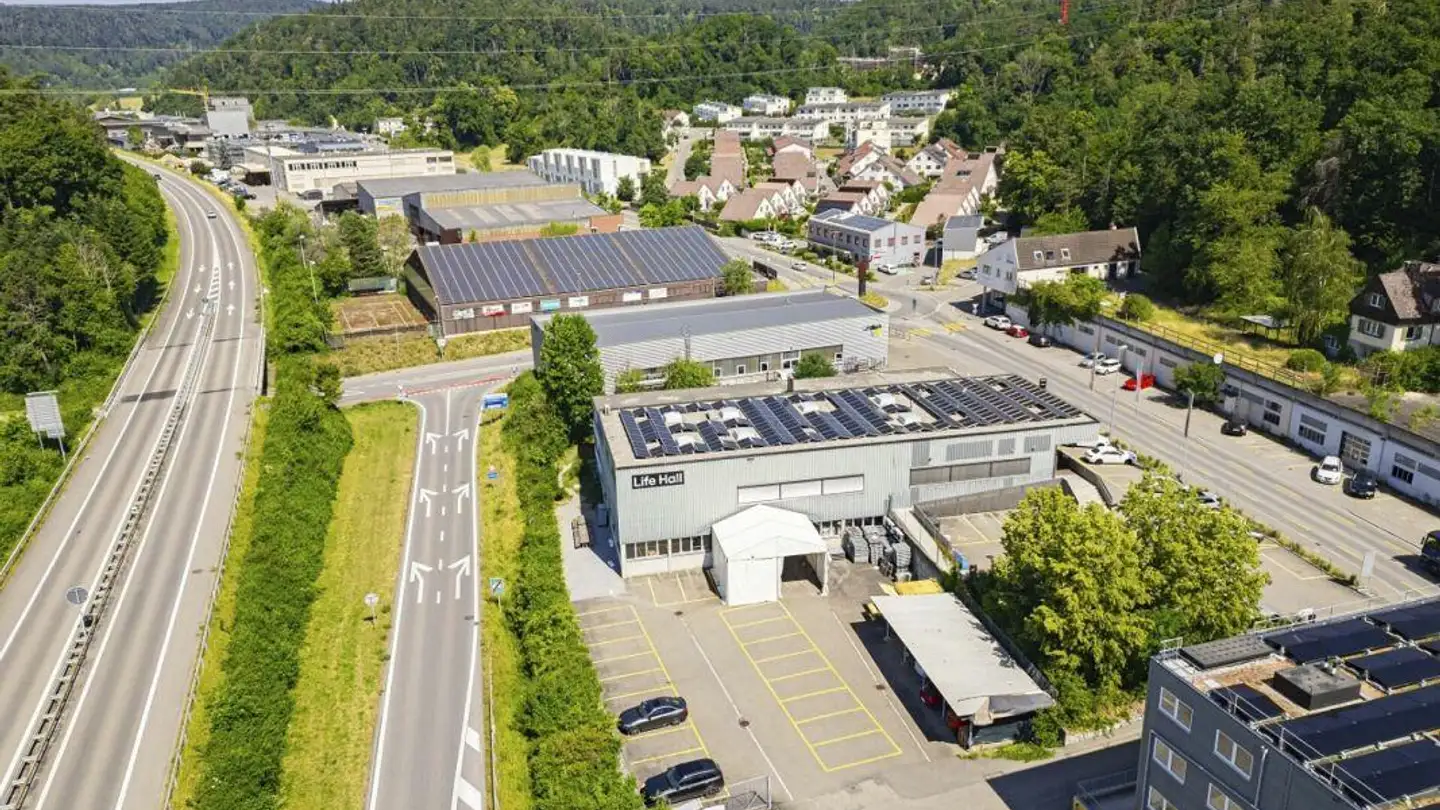 Commerciale in affitto - Schweizersbildstrasse 41, 8207 Schaffhausen
