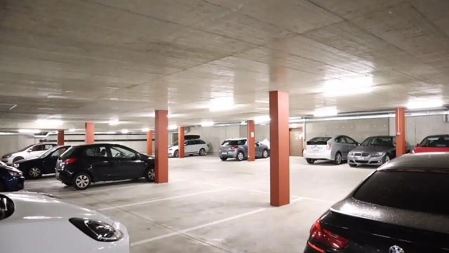 Place de parking souterraine à louer - Hubstrasse 2, 8590 Romanshorn