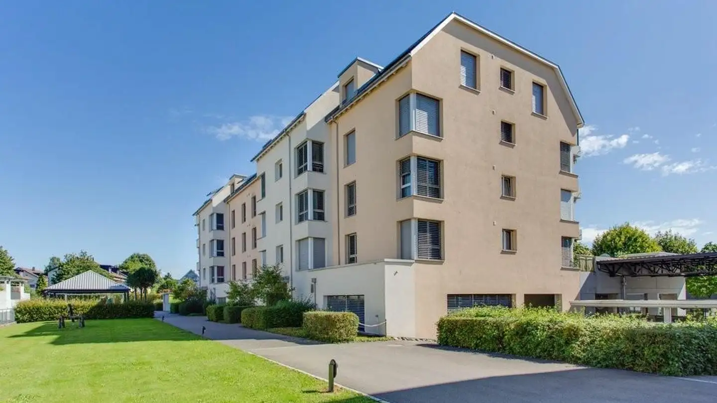 Penthouse mieten - In Der Höh 44, 8604 Volketswil