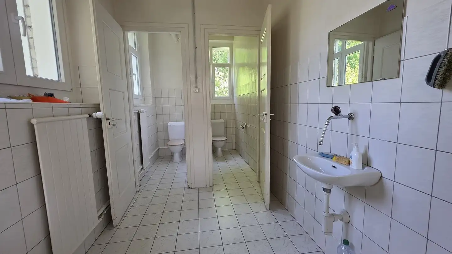 Spazio ufficio in affitto - Rue des Billodes 26, 2400 Le Locle - Photo 2