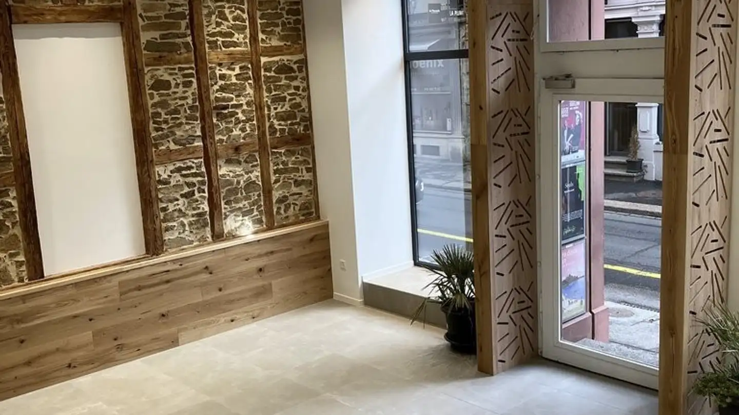 Shop for rent - Rue De La Balance 4, 2300 La Chaux-de-Fonds