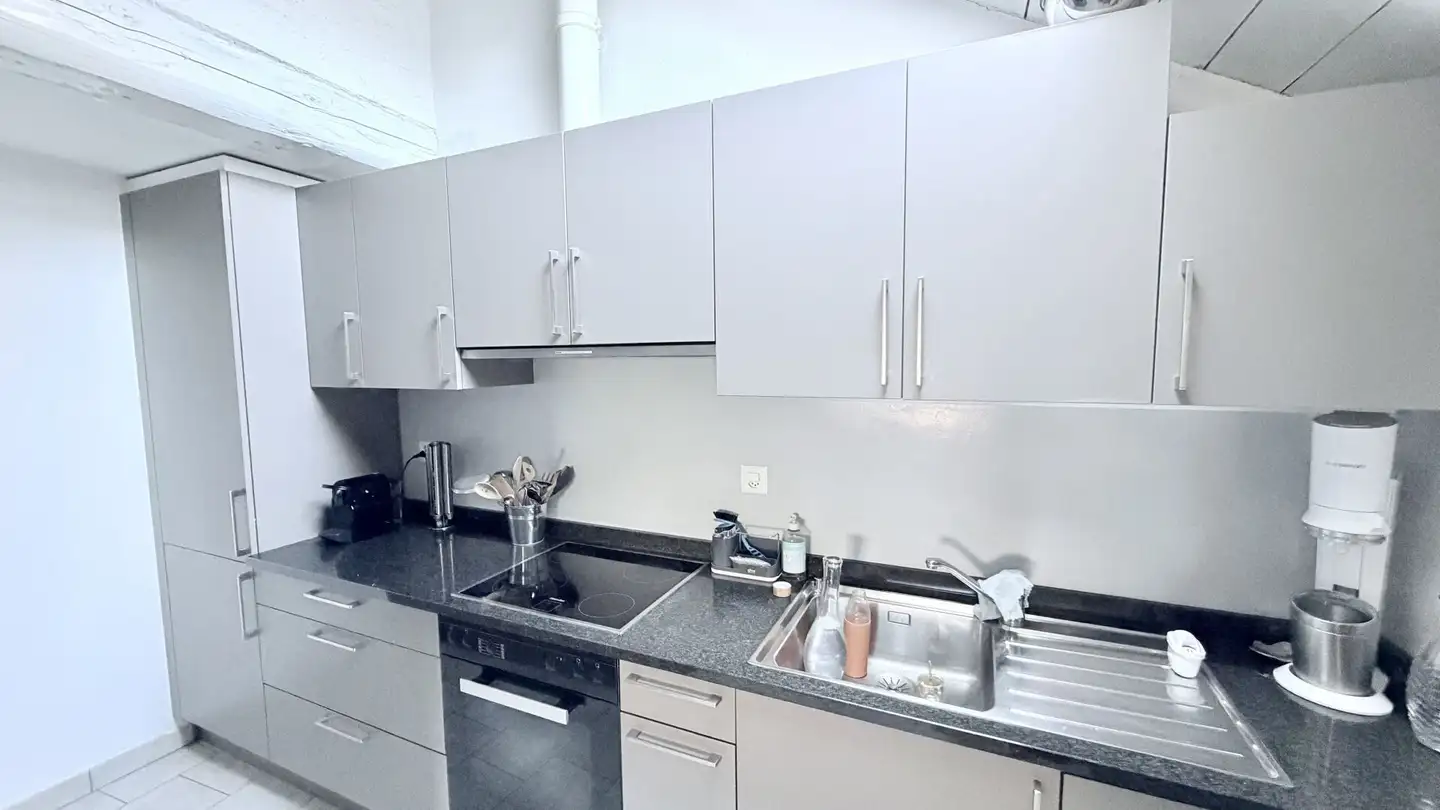 Attique à louer - Grand-Rue, 2046 Fontaines NE - Photo 3