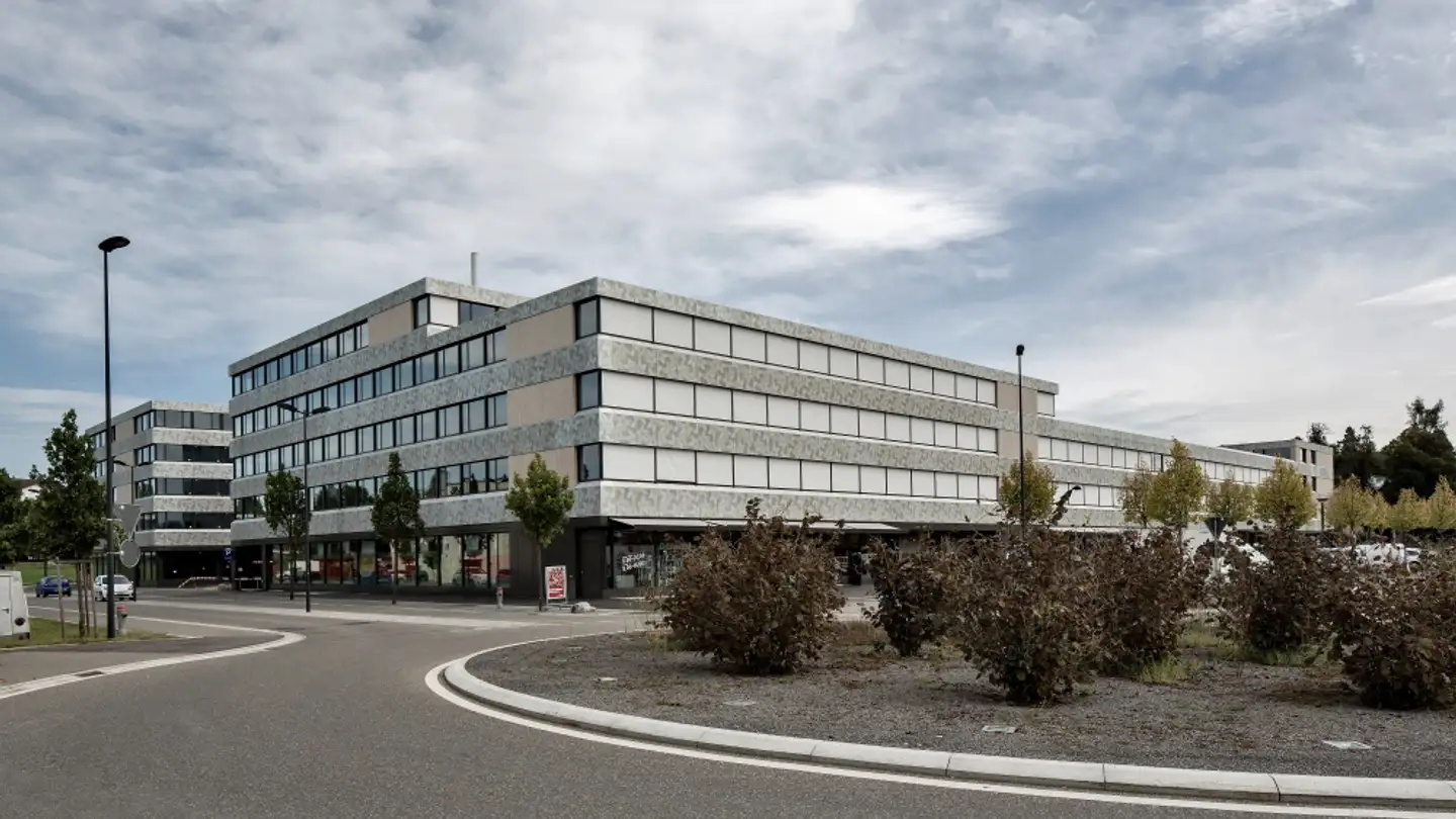 Wohnung mieten - Loren-Allee 16, 8610 Uster