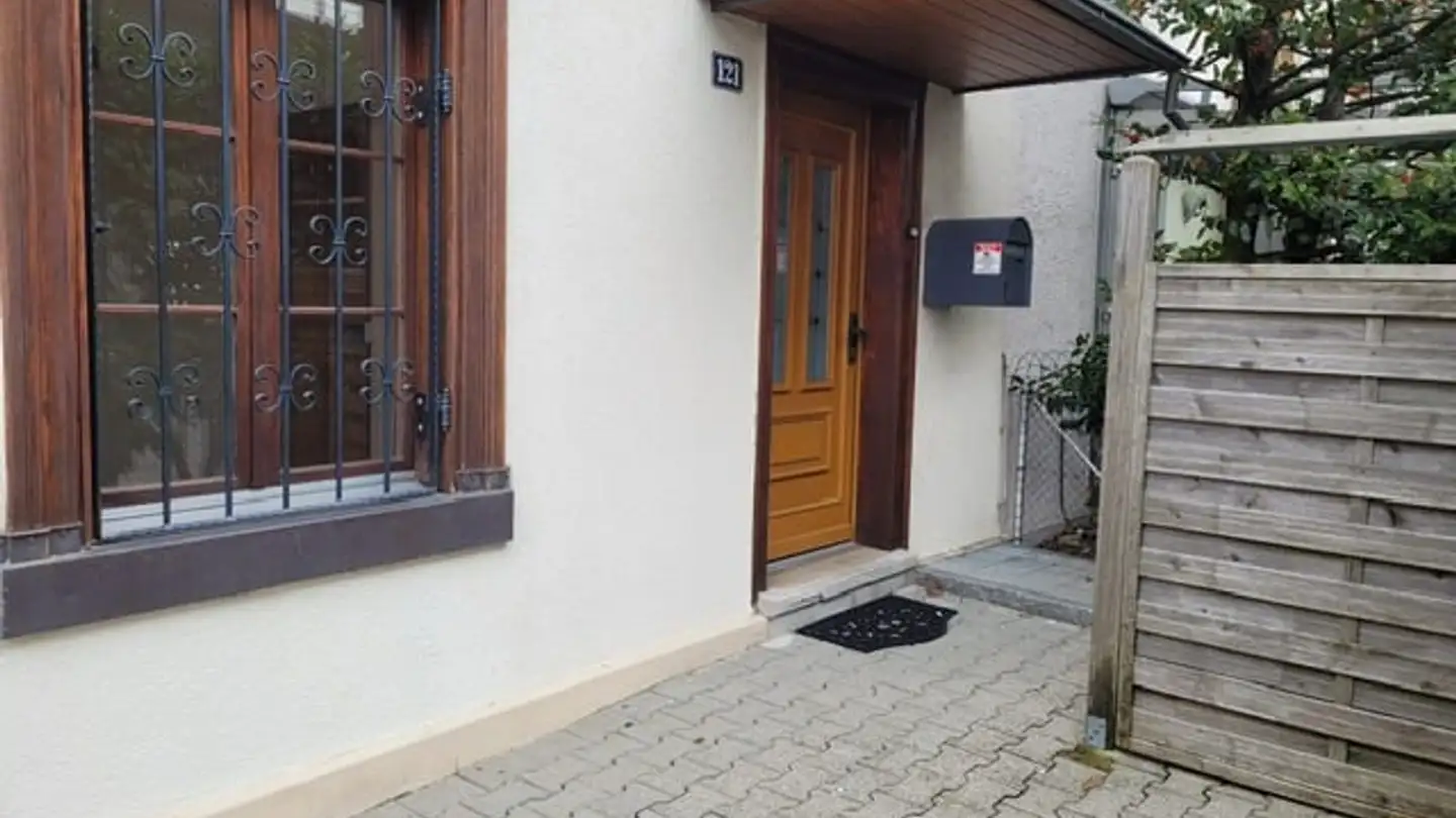 Einfamilienhaus mieten - Rue De Madretsch / Madretschstrasse 121, 2503 Biel/Bienne - Foto 2
