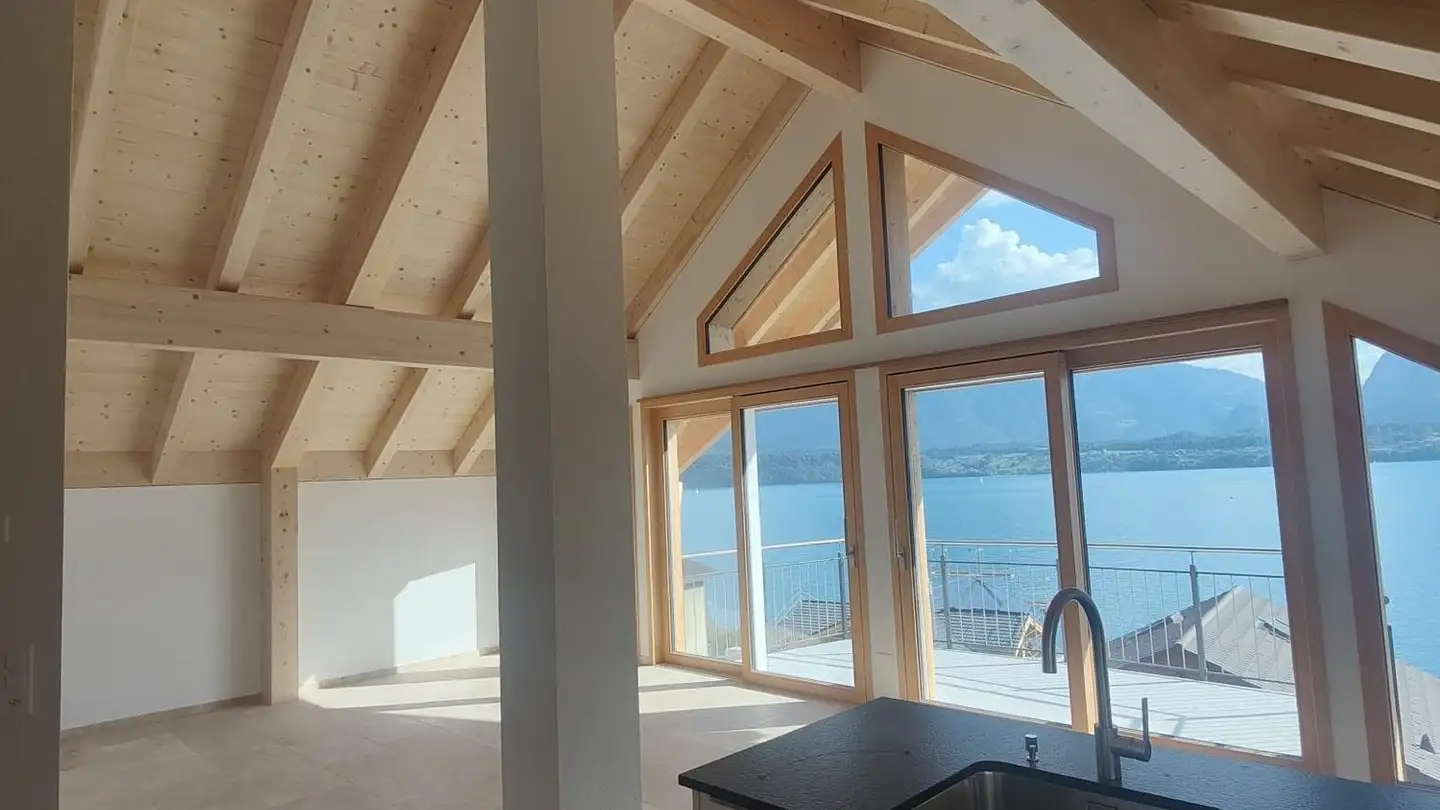 Dachgeschosswohnung mieten - Alter Oberländerweg 29, 3653 Oberhofen am Thunersee