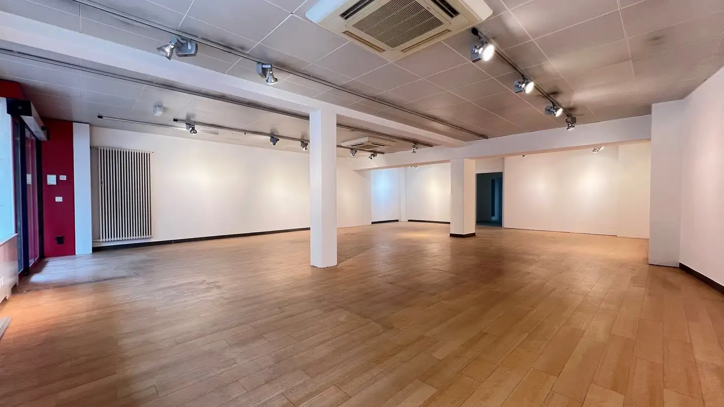 Commercial à louer - Centralstrasse 4, 2540 Grenchen - Photo 2