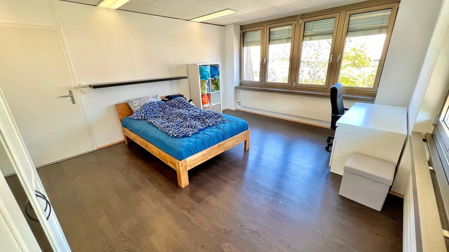 Zimmer mieten - Esslingerstrasse 5, 8618 Oetwil am See