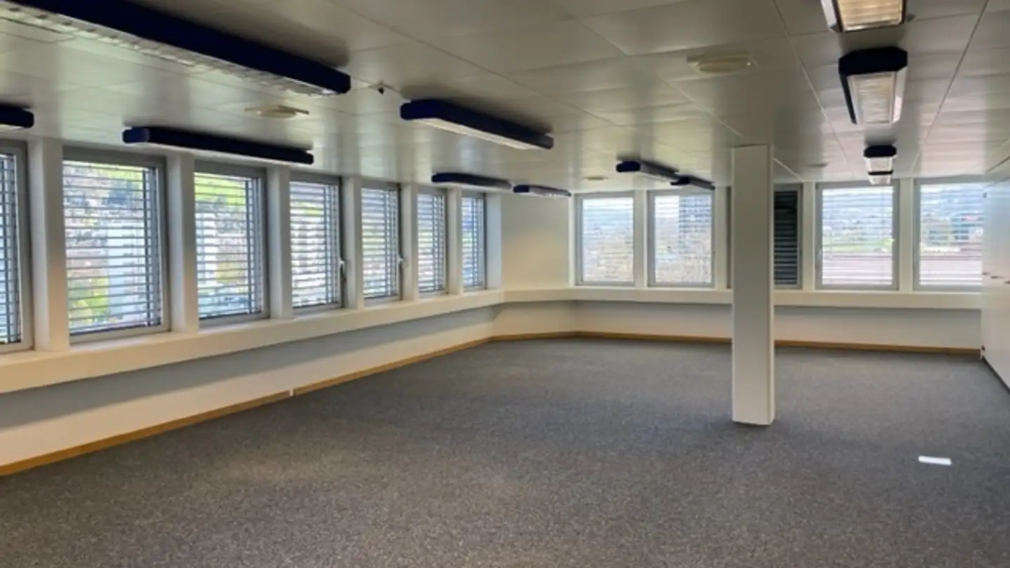 Spazio ufficio in affitto - Rheinstrasse 26, 4414 Füllinsdorf