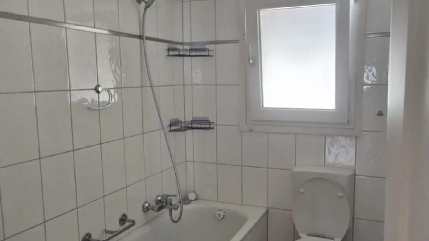 Appartement à louer - Dorfstrasse 86, 3661 Uetendorf