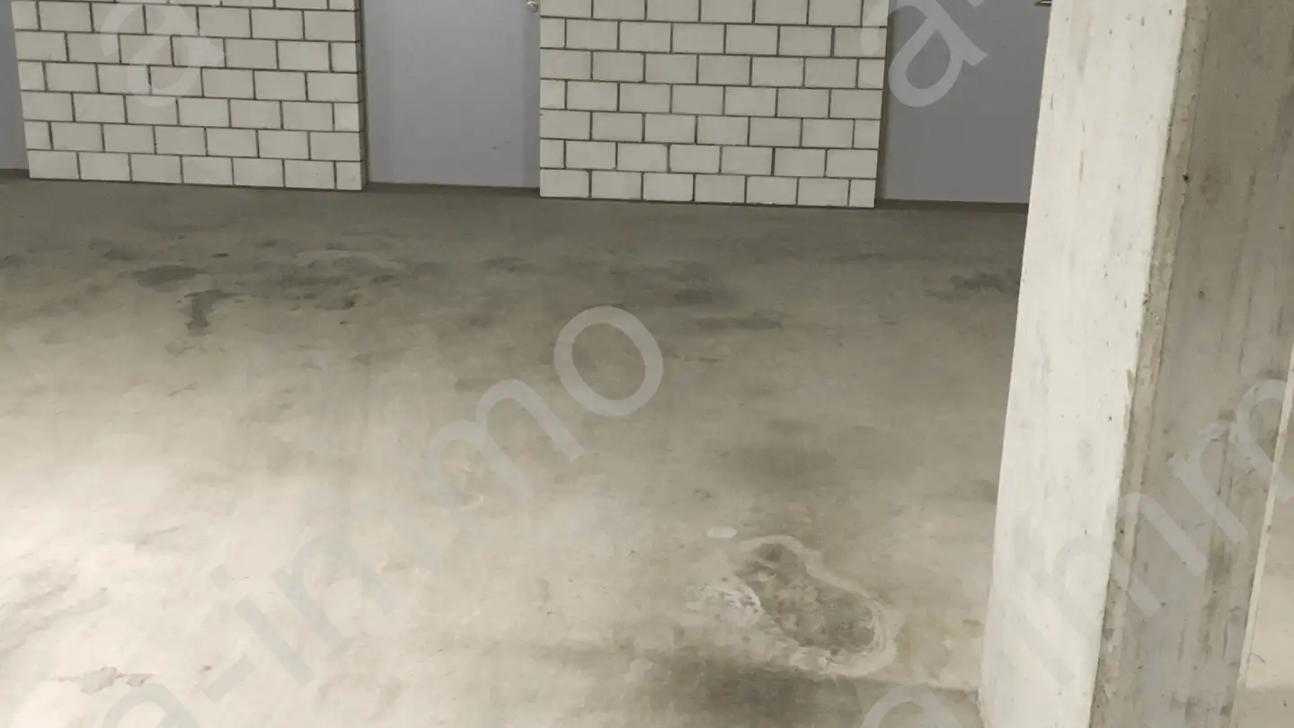 Underground parking space for rent - Untere Merjenstrasse 3, 3922 Stalden VS - Photo 2