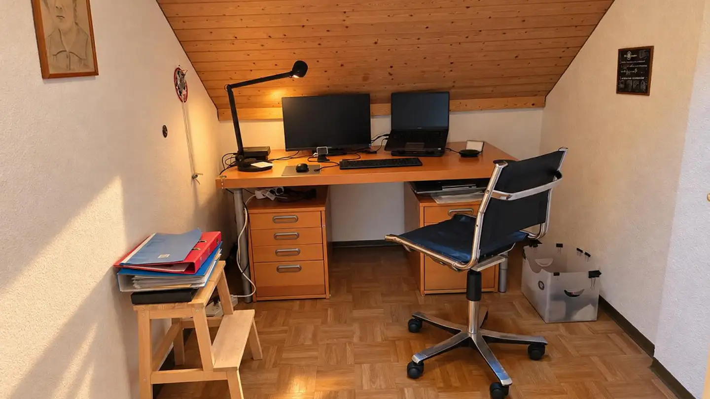 Attic flat for rent - Bahnhofstrasse 4, 5103 Wildegg - Photo 4