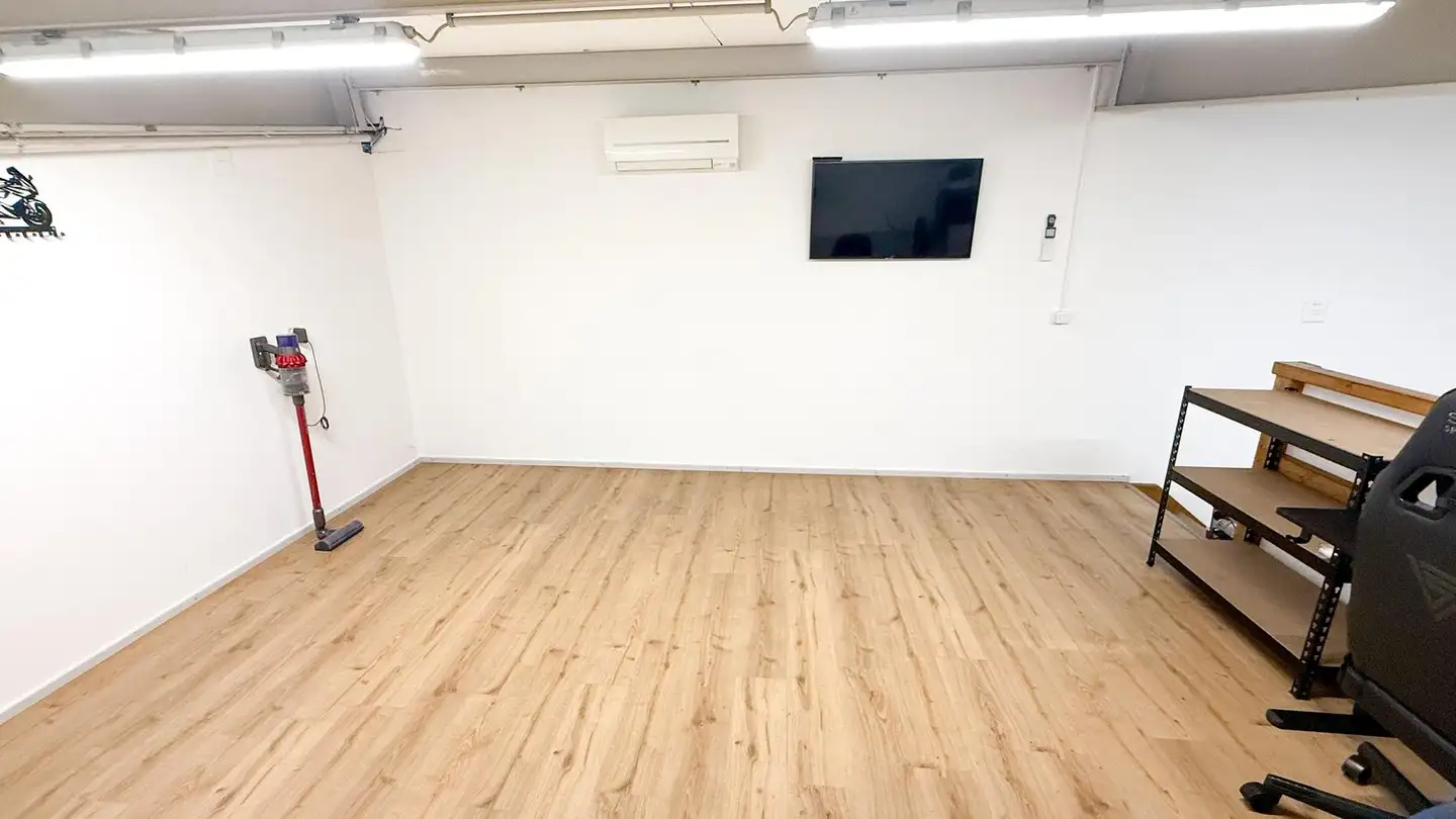 Garage for rent - Aarauerstrasse 16, 4656 Starrkirch-Wil - Photo 3