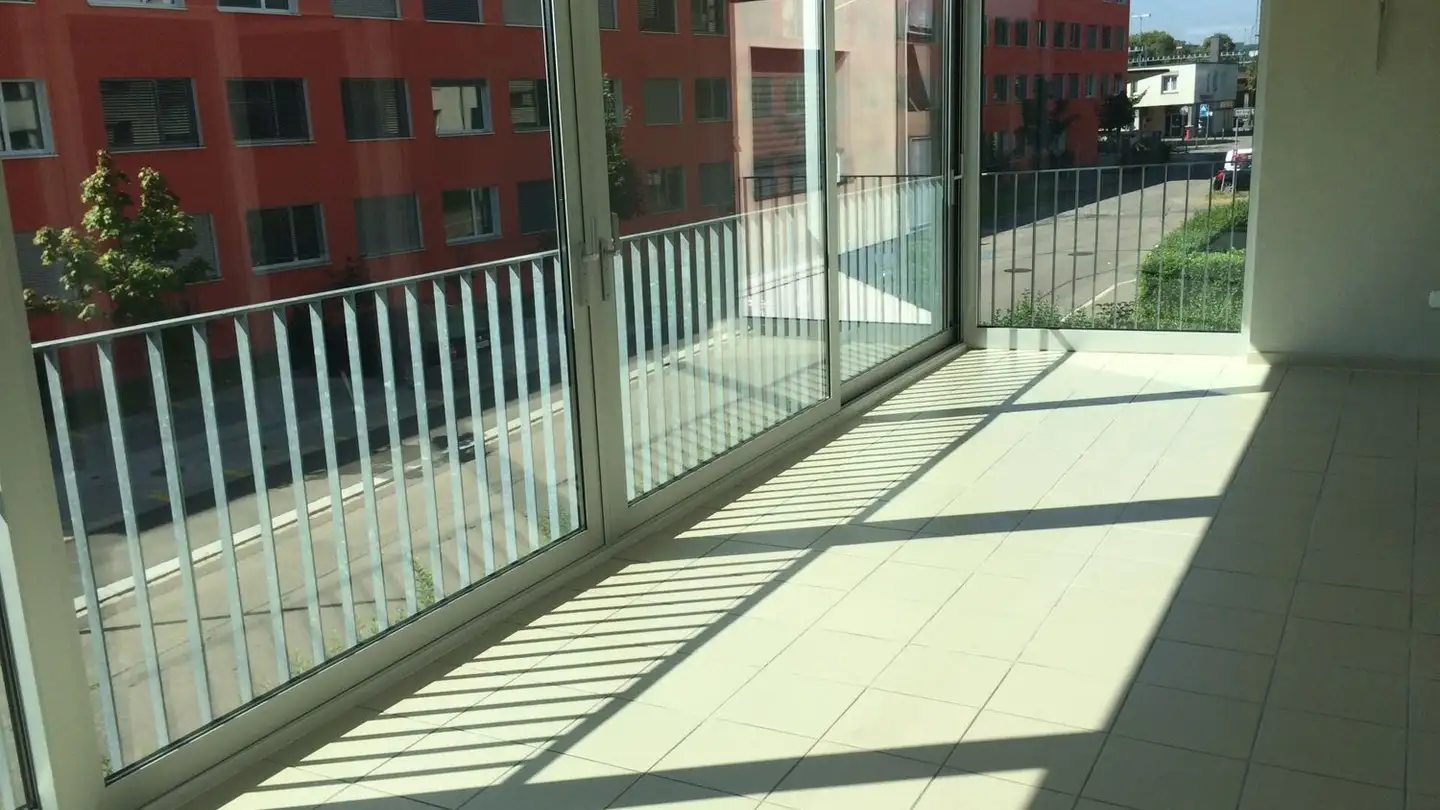 Wohnung mieten - Bahnhaldenstrasse 10, 8052 Zürich - Foto 2