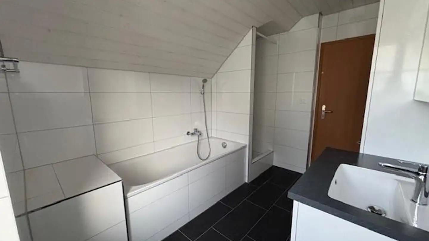 Attic flat for rent - Dufourstrasse 10, 9403 Goldach - Photo 2