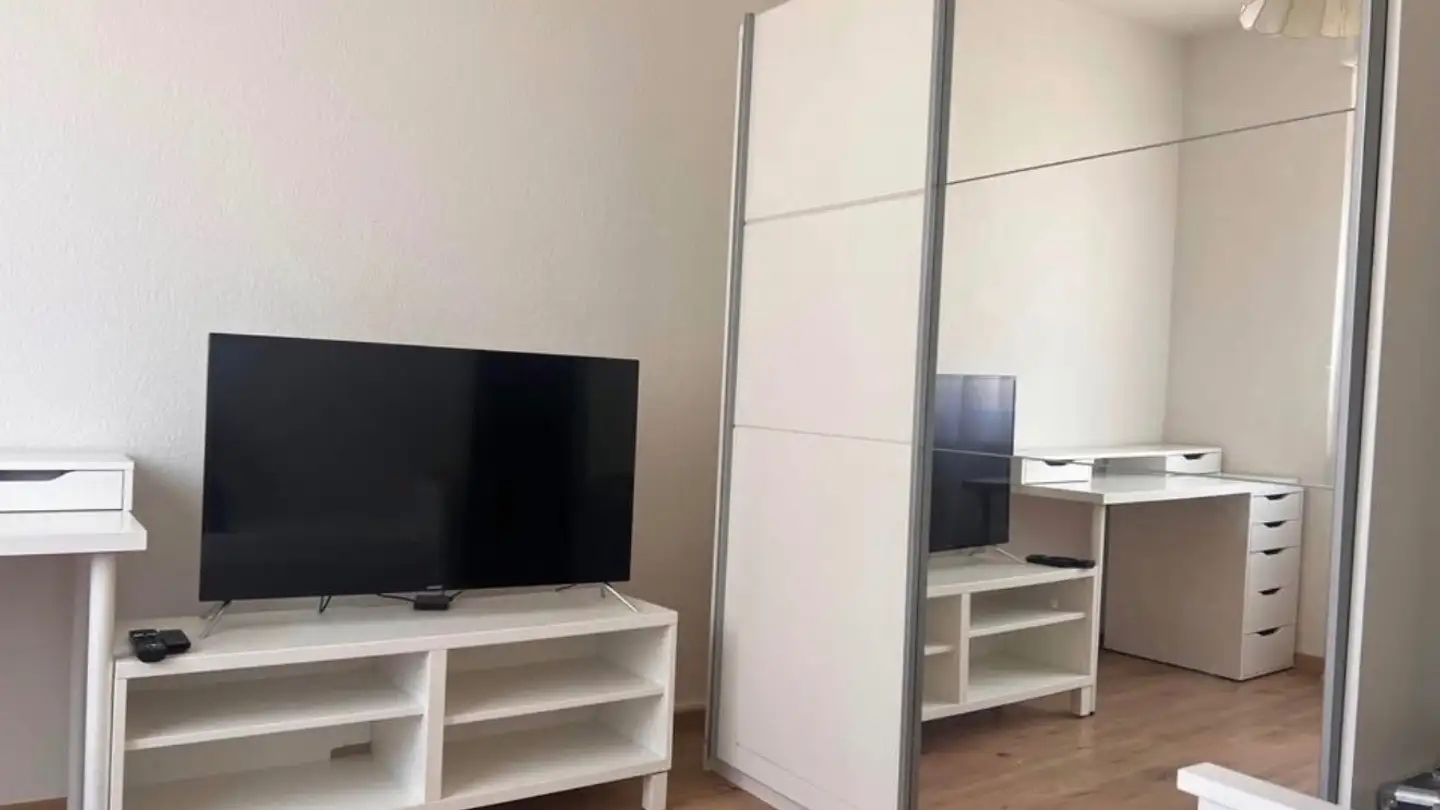 Chambre à louer - 1400 Cheseaux-Noréaz - Photo 2