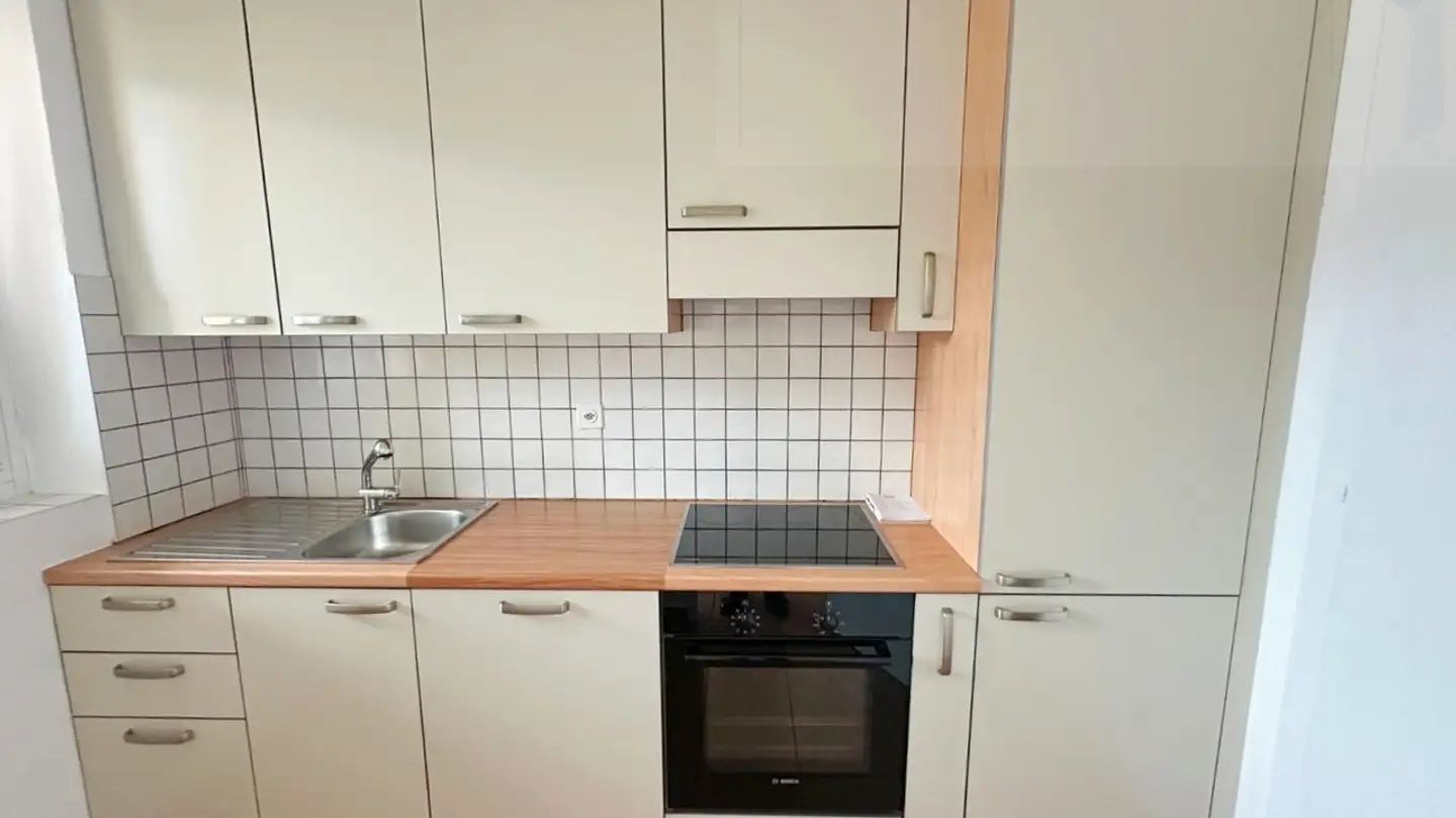 Apartment for rent - Via Enrico Pestalozzi 10, 6830 Chiasso - Photo 2
