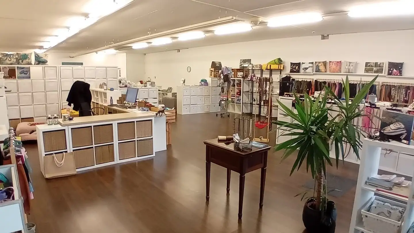 Shop for rent - Güterstrasse 9, 8957 Spreitenbach - Photo 3