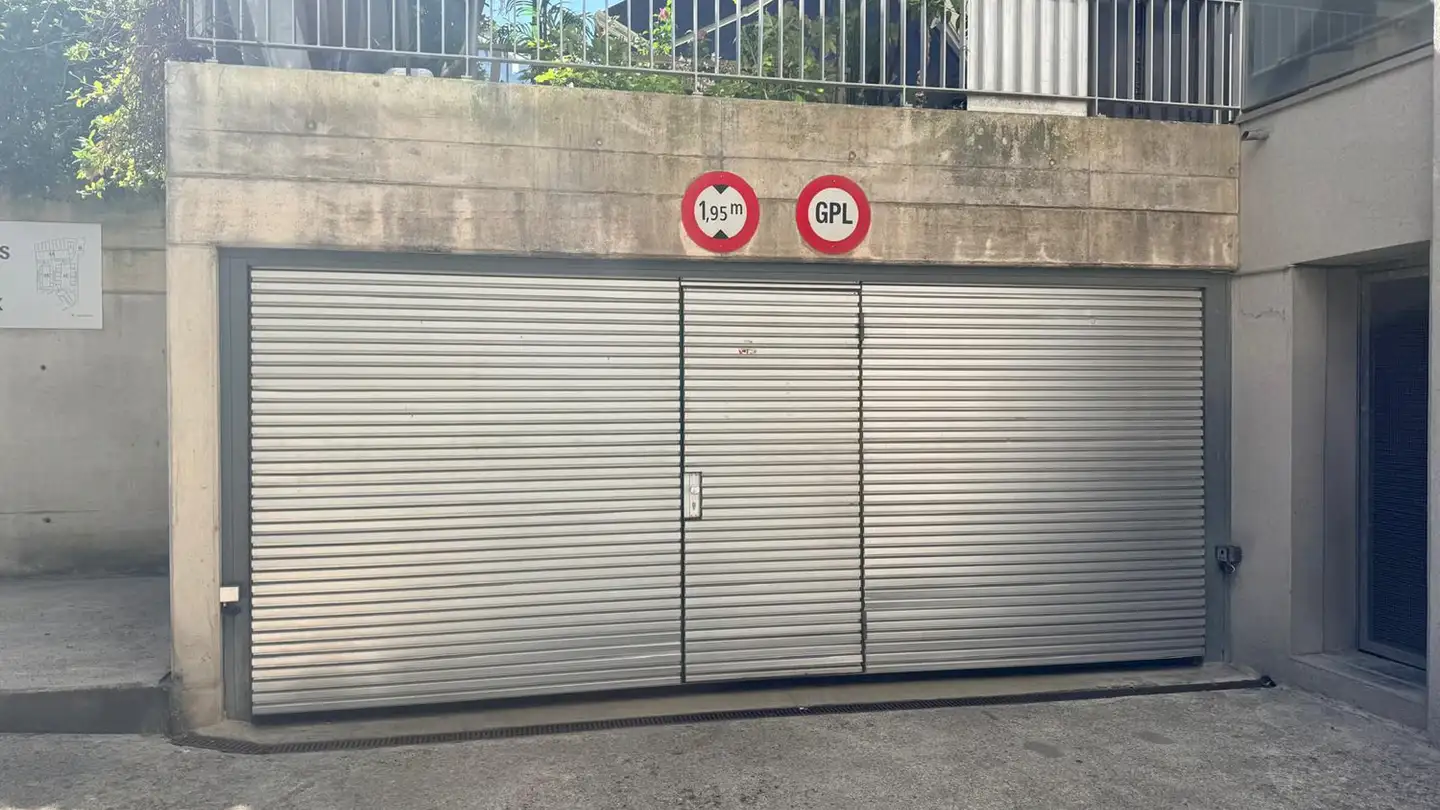 Parcheggio coperto in affitto - Avenue Marc- Peter 4, 1290 Versoix - Foto 3