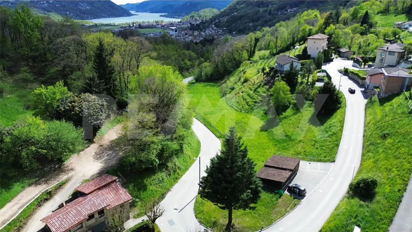 Constructible plot for sale - 6935 Bosco Luganese