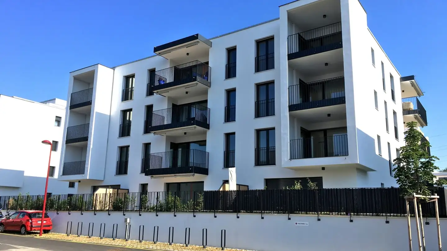 Single garage for rent - Route de la Clochatte 54, 1052 Le Mont-sur-Lausanne