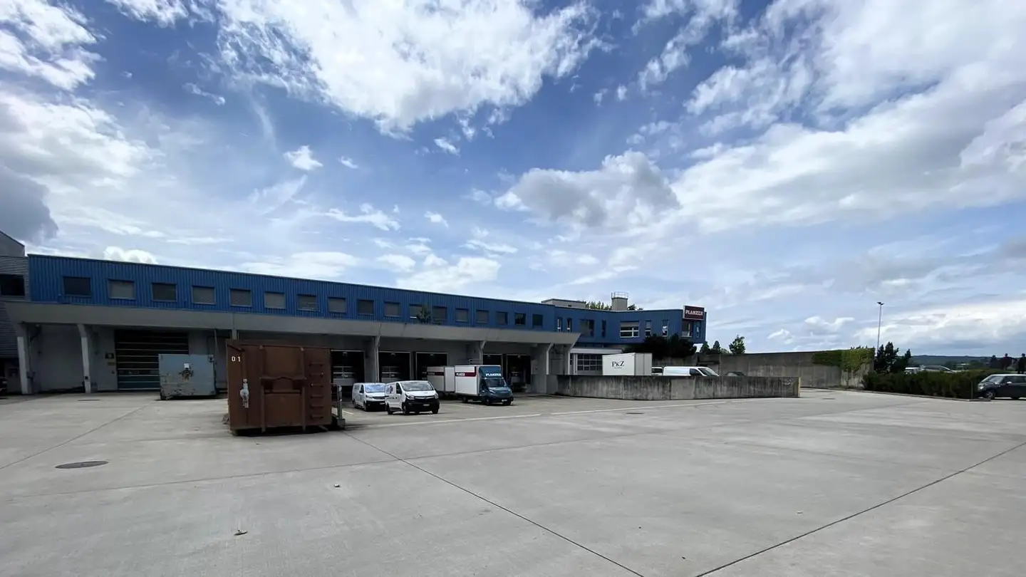 Commerciale in affitto - Weieracherstrasse 12, 8184 Bachenbülach - Photo 2