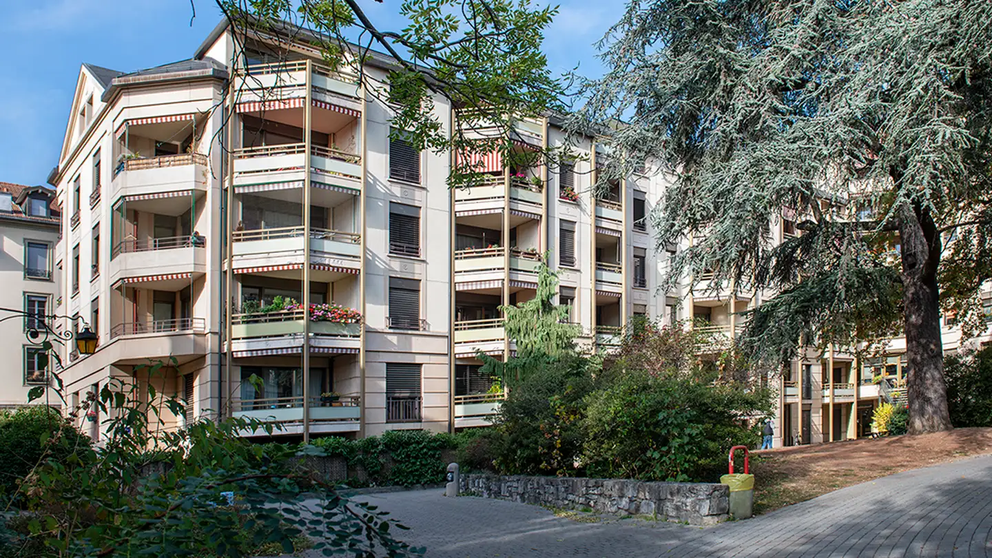 Underground parking space for rent - Rue De La Faucille 14, 1201 Genève