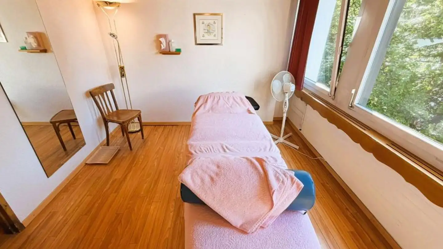 Medical practice for sale - Rue du Pas-de-l'Ours 5, 3963 Crans-Montana - Photo 4