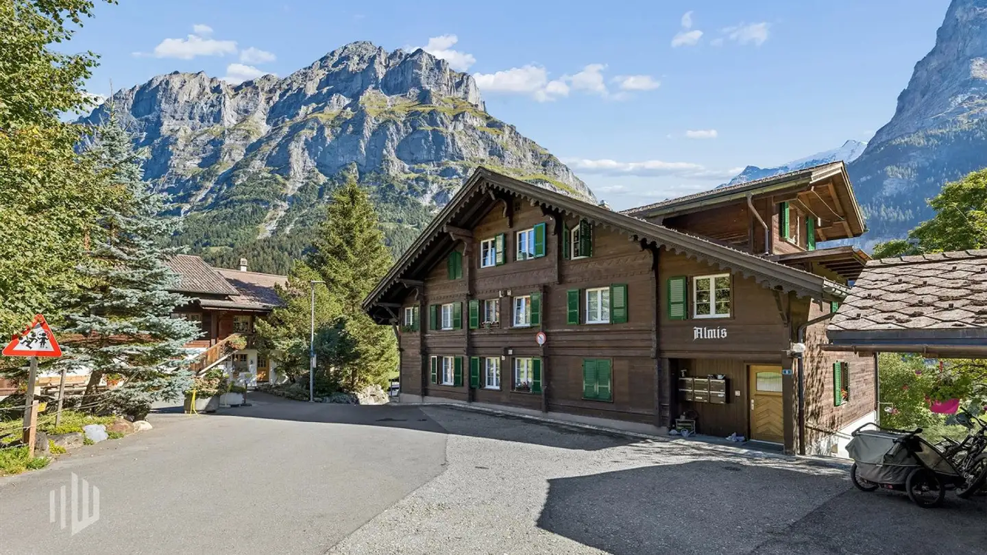 Edificio residenziale in vendita - Almisgässli 8, 3818 Grindelwald