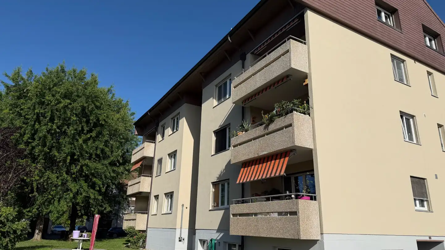 Apartment for rent - 1786 Sugiez