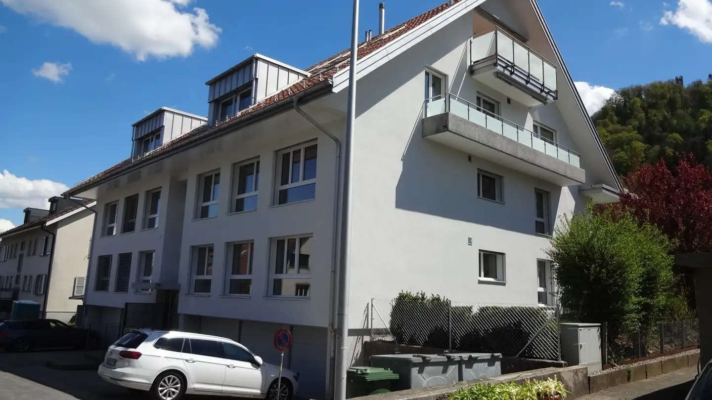 Single garage for rent - Kastanienweg 52, 3095 Spiegel b. Bern