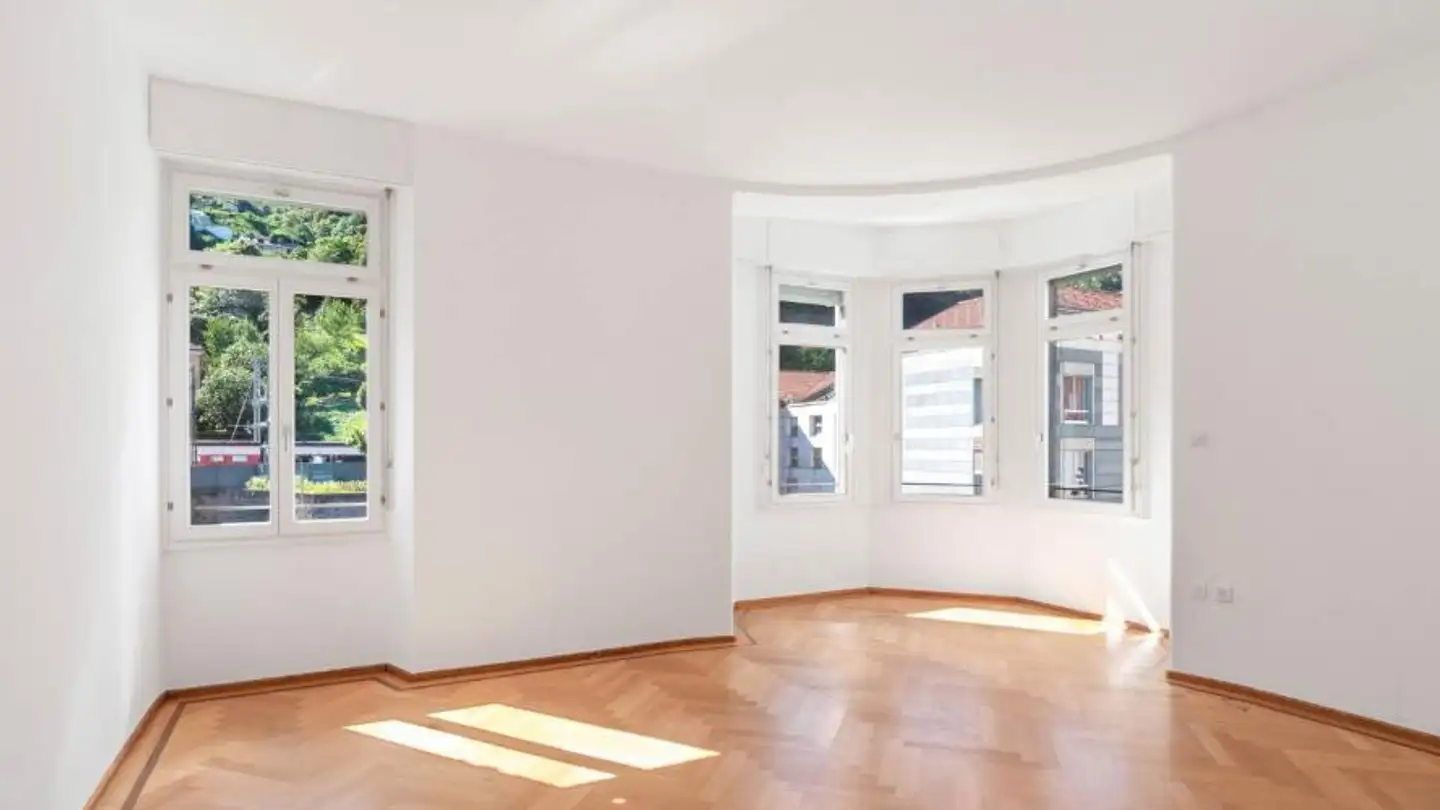 Appartement à louer - Viale Stazione 21, 6500 Bellinzona - Photo 2