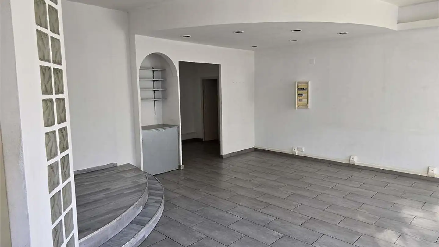 Bureau à louer - 6830 Chiasso - Photo 3