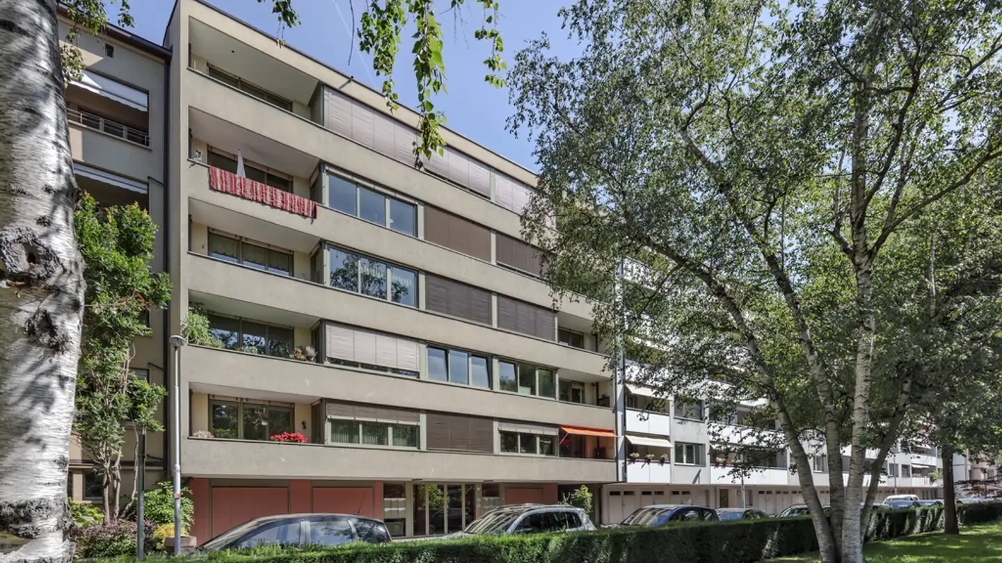 Outdoor parking space for rent - St. Alban-Anlage 57, 4052 Basel