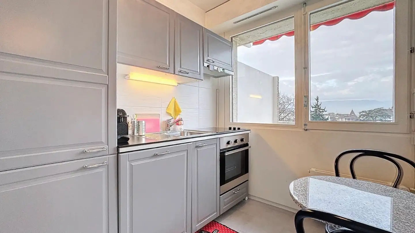 Apartment for rent - 1206 Genève - Photo 2