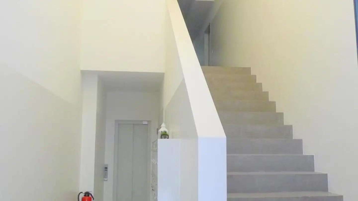 Bureau à louer - 2000 Neuchâtel - Photo 3