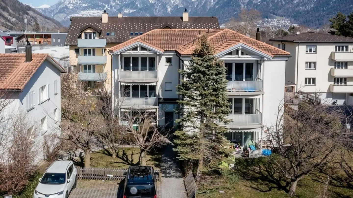 Wohnung mieten - Calandastrasse, 7012 Felsberg