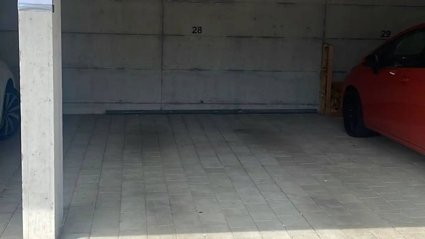 Parkplatz im Freien mieten - Parallelweg, 4452 Itingen