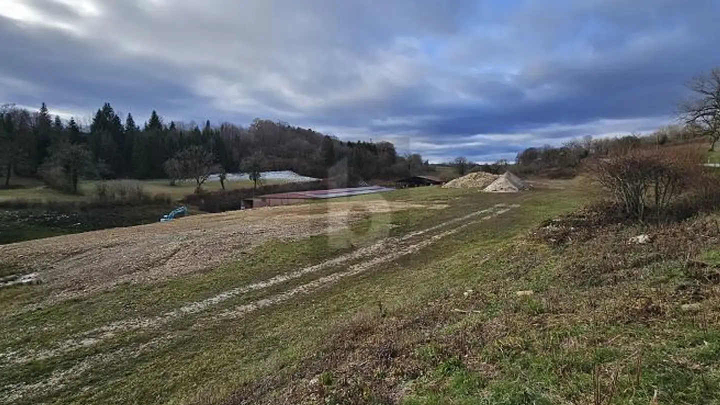 Terreno edificabile commerciale in affitto - 2906 Chevenez